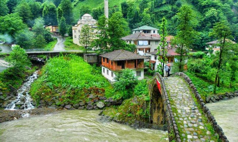 Uçaklı Tiflis&Batum konaklamalı Karadeniz Yaylalar Batum Turu(Trabzon başlar-Trabzon biter)