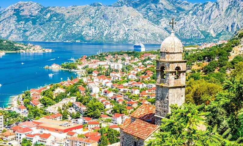 İzmir'den Aktarmasız Kosovalı Elegant Balkan Turu