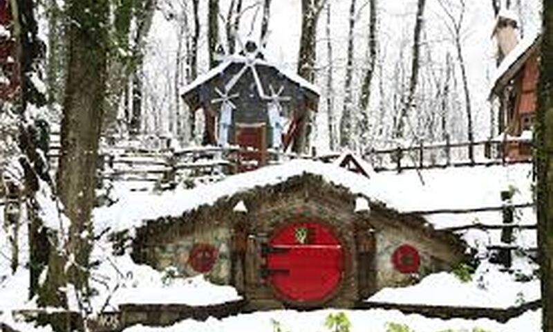 Abant Gölü - Kartalkaya & Kartepe Kayak Merkezi Ormanya Hobbit Evleri Turu(2 Gece konaklamalı)